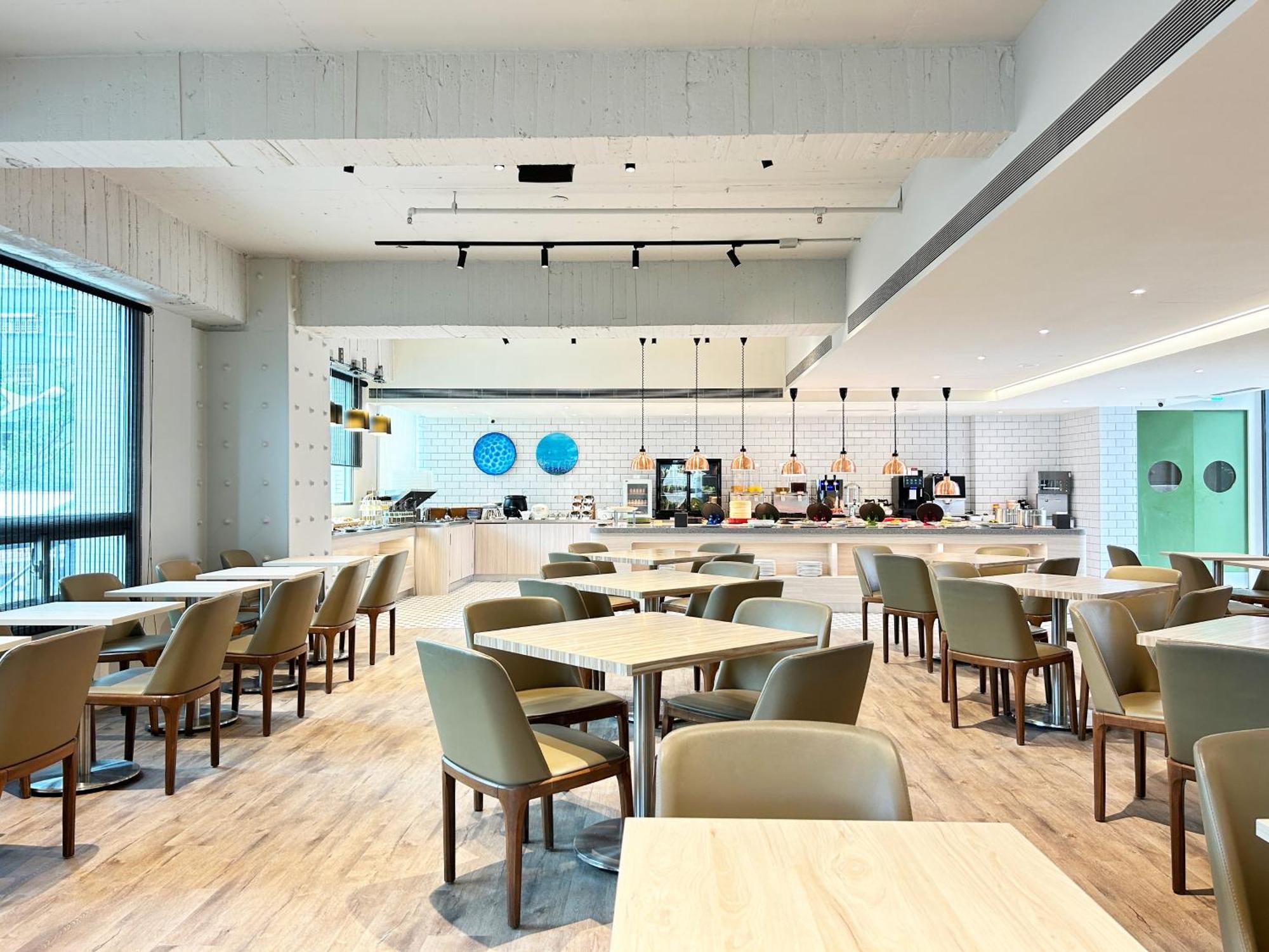 Azure Hotel Kota Hualien Bagian luar foto